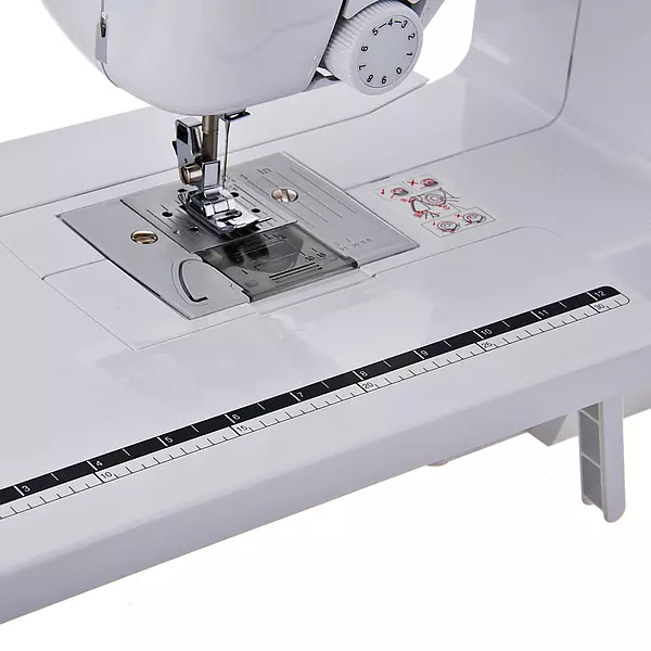 Máquina De Coser Brother FB1757T Con 17 Puntadas